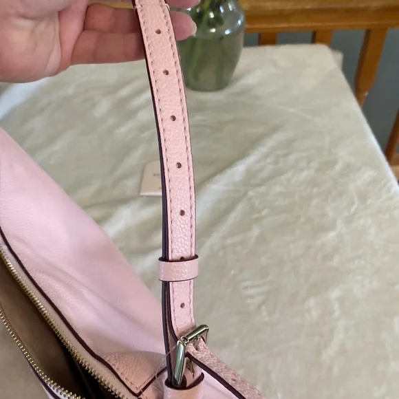Kate Spade Light Pink Shoulder Bag with Tassel and Spade key Ring. NWOT - Picture 10 of 10